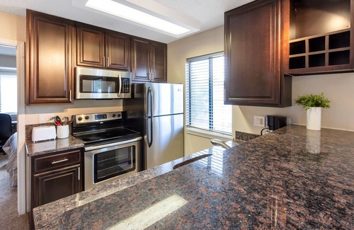 Denver Condo | Awesome Location! 1x1 in DTC