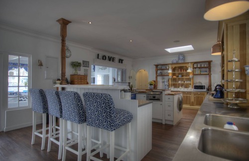 Eastcliff Villa | Awesome Luxury Self Catering ,Child friendly Home ,Superb outdoor living areas.