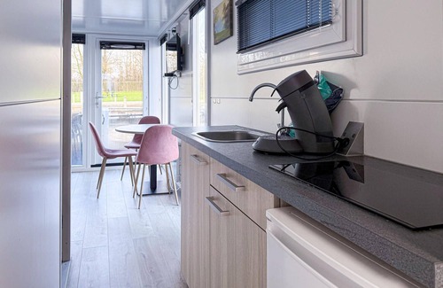Naarderbos Boat Rental | Awesome ship in Naarden with WiFi