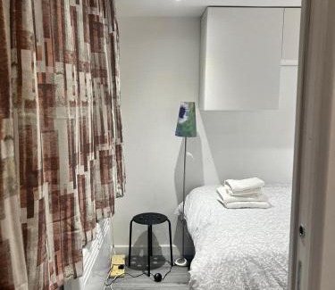 Ongar Apartment | AYOS