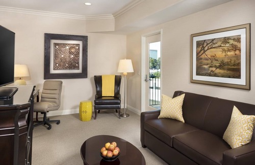 Anaheim Resort Hotel | Ayres Hotel Orange