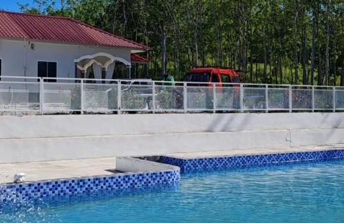 Gurun Cabin | AZ Homestay Jeneri
