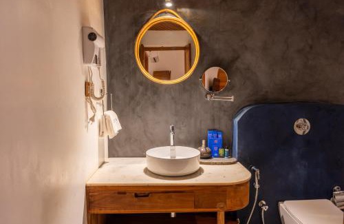 Morjim Hotel | Azora by Ayatana, Goa