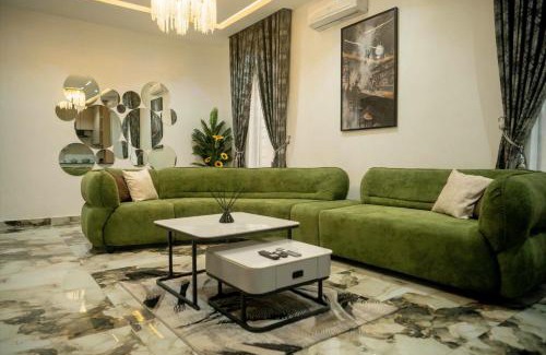 Awka Apartment | Azraa 2 Bedroom Luxury Apartment