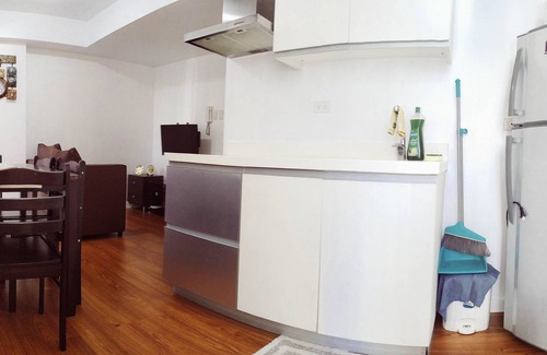 Taguig Condo | Azure Oriental Suites Condo-Staycation — 18min away from NAIA