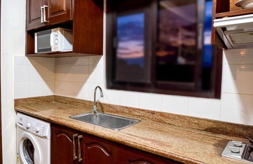 Kalibo Apartment | Azure Skies: 3-Bedroom Paradise