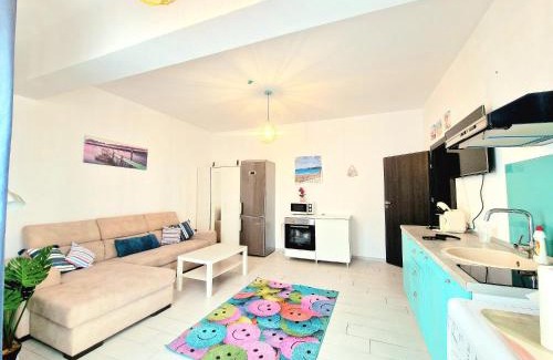 Constanta Apartment | Azzurro Sea View Mamaia