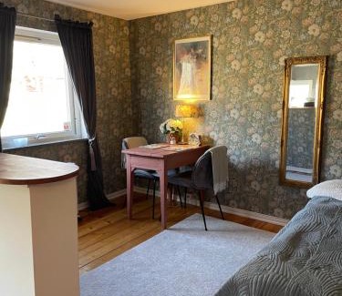 Hallstahammar Municipality Bed & Breakfast | Bärsta BnB
