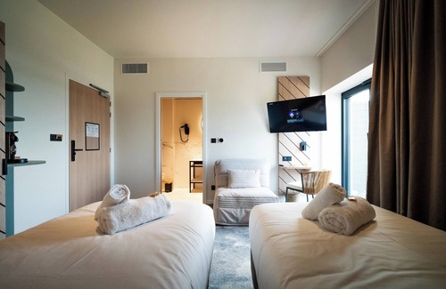 Ambronay Hotel | Bô Hôtels Ambronay
