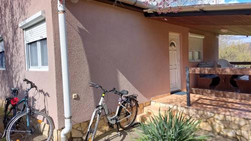 Bubanatvolgy Apartment | Búbánatvölgyi Apartman Esztergom
