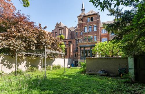 Zurenborg Bed & Breakfast | B&B Baron Osy