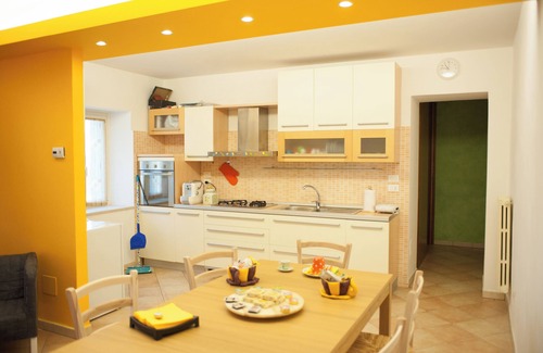 Castel Frentano Apartment | B&b Casa Tua Original rooms await