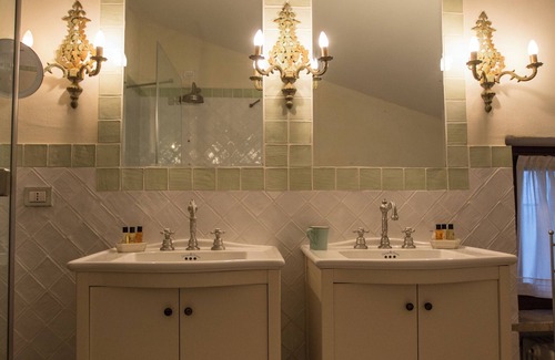 Ponti sul Mincio Bed & Breakfast | B&B Casale la Meridiana