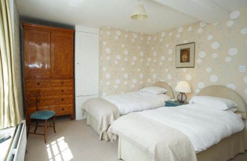 Mere Bed & Breakfast | B&B Castleton House