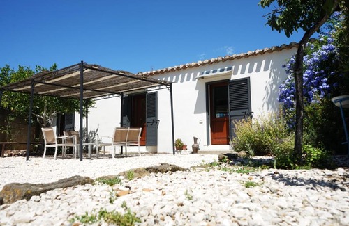 Sedilo Bed & Breakfast | B&B Catedda