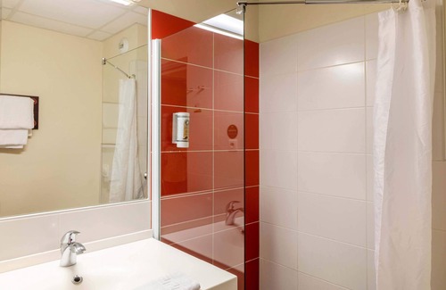 Castelculier Hotel | B&B HOTEL Agen Castelculier