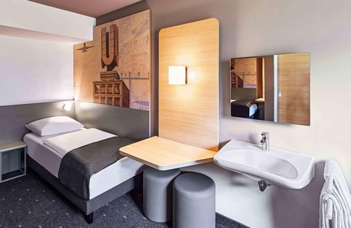 Holzwickede Hotel | B&B HOTEL Dortmund-Airport