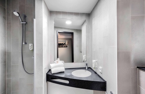 Holzwickede Hotel | B&B HOTEL Dortmund-Airport
