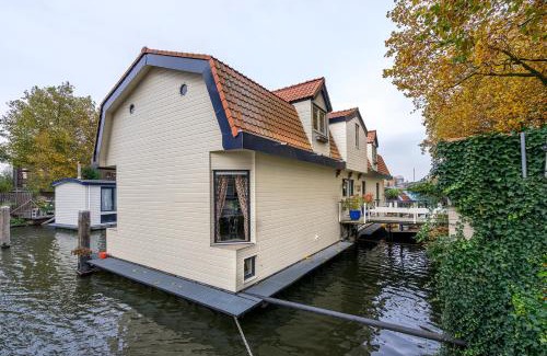 Schiedam Bed & Breakfast | B&B Hotel Elselina