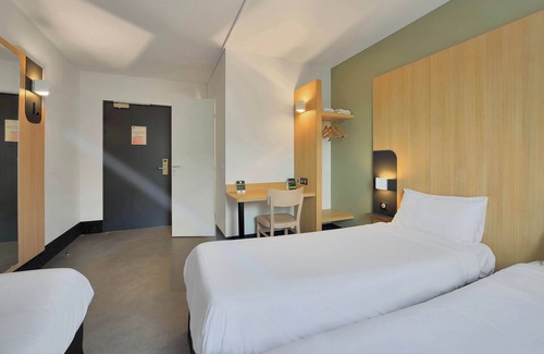 Friville-Escarbotin Hotel | B&B HOTEL Le Tréport Friville