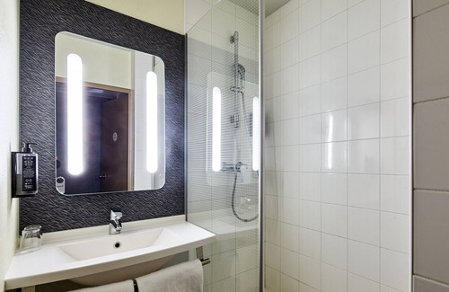 Le Chesnay Hotel | B&B HOTEL Versailles Le Chesnay