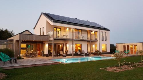 Vaux-sur-Sure Bed & Breakfast | B&B La Chabetaine