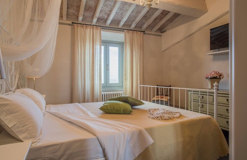 Giugnano Bed & Breakfast | B&B La Dispensa