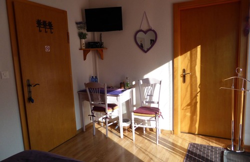 Bruson Bed & Breakfast | B&B Les Acacias