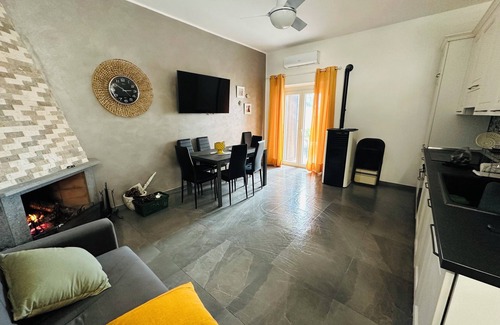 Tolfa House | B&B LOVE - HOLIDAY HOUSE - SANTA SEVERA 10 MINUTES FROM THE BEACH AND CASTLE
