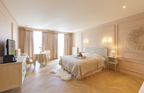 Historical Center Bruges Bed & Breakfast | B&B Mirabel