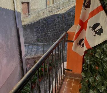Santu Lussurgiu Apartment | B&B Pudzones