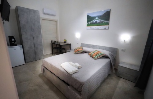 Caserta Bed & Breakfast | B&B REVOLUTION BED & BREAKFAST