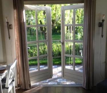 Assendelft Bed & Breakfast | B&B Saense huisje