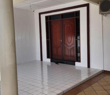 Miri House | B & C Homestay