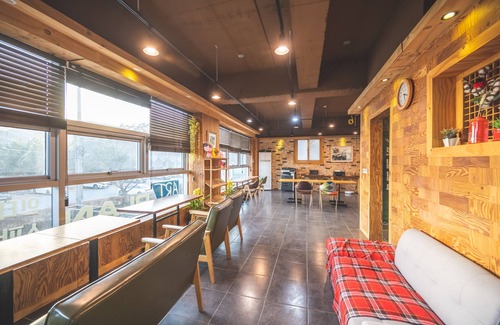 Hak-dong Hotel | B&F Hotel