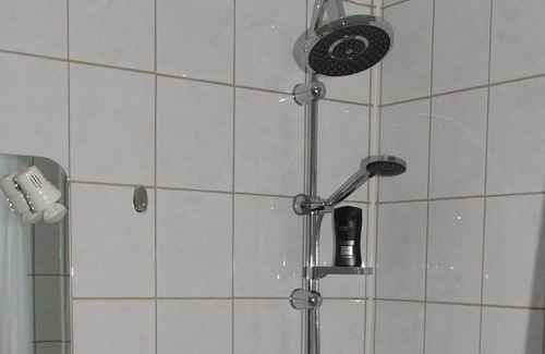 Mitte-Sud Apartment | "B'Haven" living directly in the city of Bremerhaven (free WiFi, dishwasher)