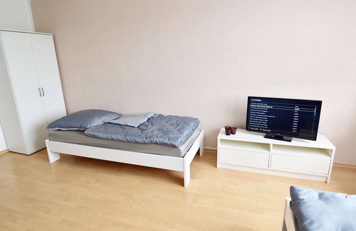 Refrath Apartment | B05 Studio Apartment Bergisch Gladbach