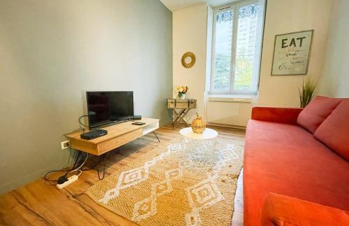 Quartier des Eaux-Claires Apartment | #B7 Le Rochambeau L'Aigle Vallier Libération