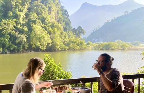 Nam Mau Resort | Ba Be Lakeside Bungalow