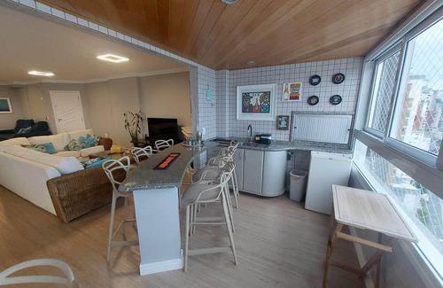 Barra Sul Apartment | Barra Sul Top! 2 Suítes + 2 Demi pé na Areia Vista 100% Orla Churrasq 2 Garagens