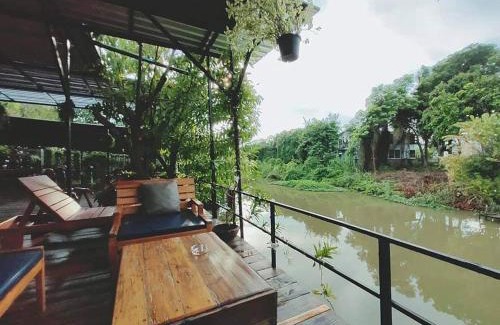 Ayutthaya House | Baan Canalee (บ้านคานาลี)