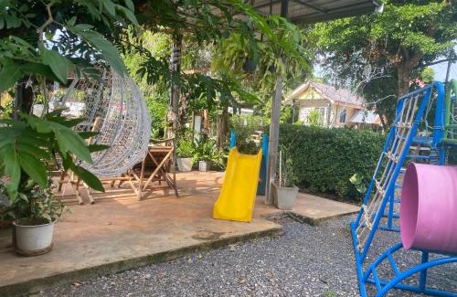 Nong Nam Daeng House | Baan I-A-run Resort