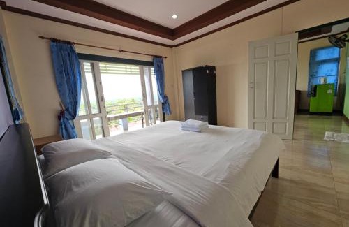 Tha Kham Resort | Baan Khao Noi Resort