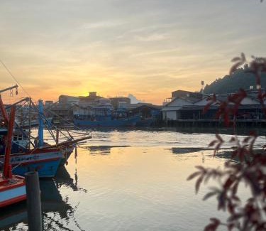 Pak Nam House | Baan Rim Nam Homestay Chumphon