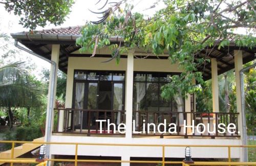 Takua Pa Bed & Breakfast | Baan Rim Tarn B&B