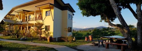 Chiang Khong Resort | Baan Sakuna Hotel