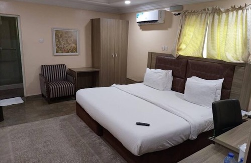 Ishara House | Babcock Guest House