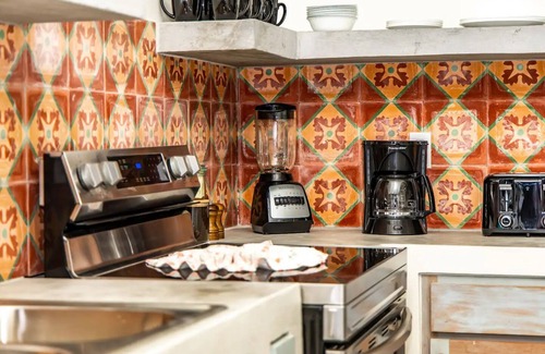 San Pedro House | Babylon Beach