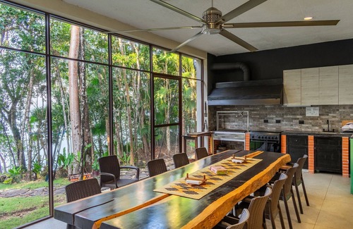 Buenavista Villa | Bacalar Casa Relaxo on the Lagoon with Private Dock
