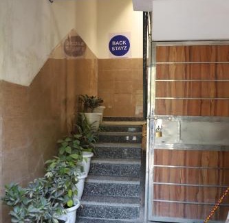 New Delhi Hostel | Back Stayz Delhi